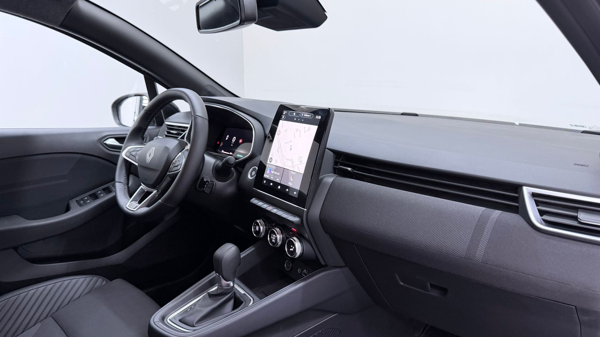 RENAULT CLIO 9